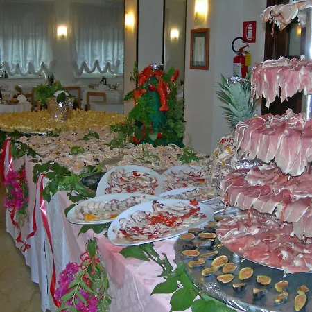 호텔 I Due Gabbiani Citr 9006 3*